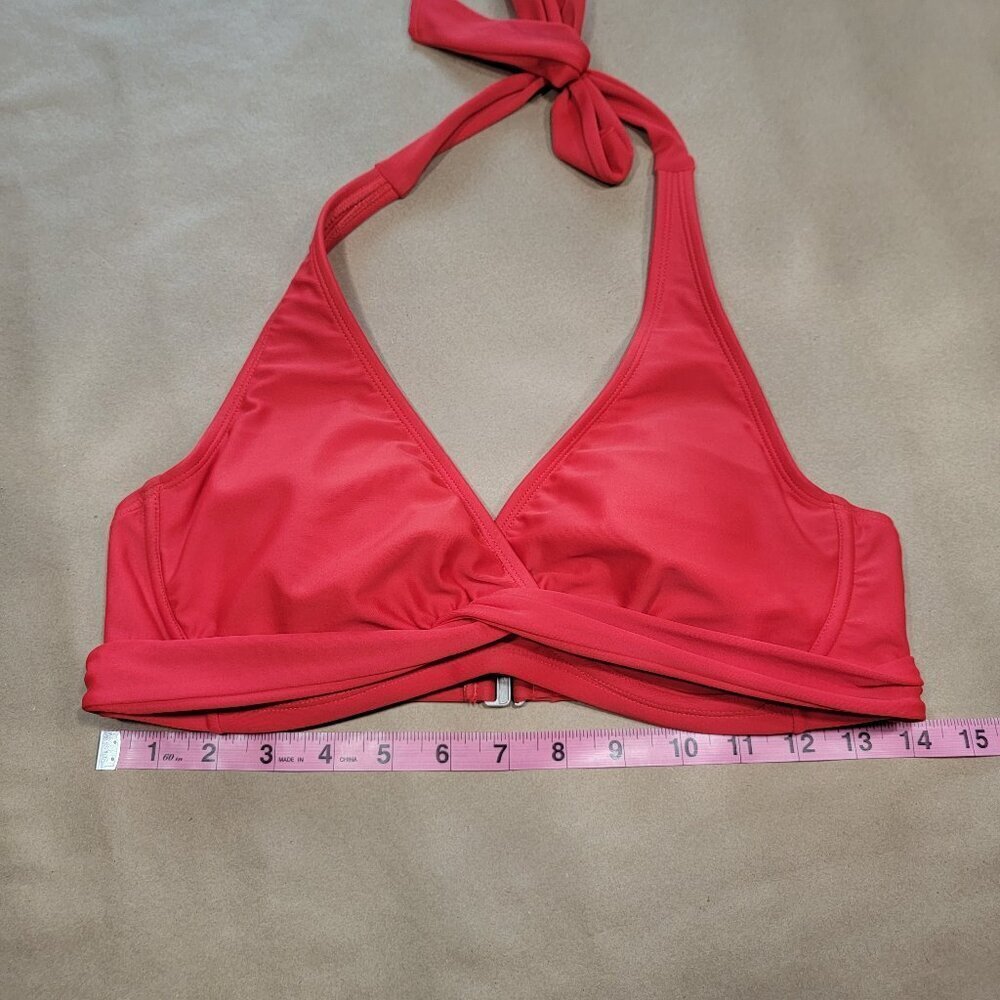 Athleta Size 36 B/C Red Bikini Top with Twist Front, Back Clasp and Underwire - Picture 7 of 10